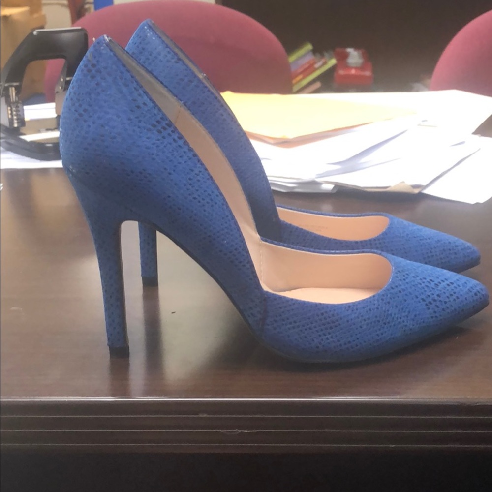 Charles by Charles David Blue Snakeskin Shoes
